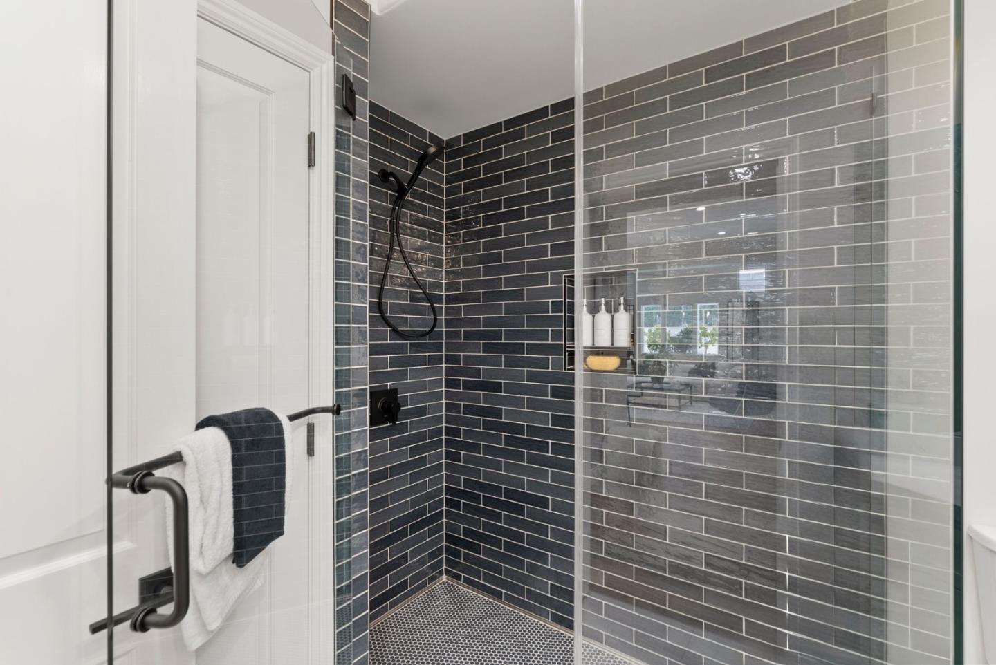 Photo #23: ML82028379 Listing: Photo #23