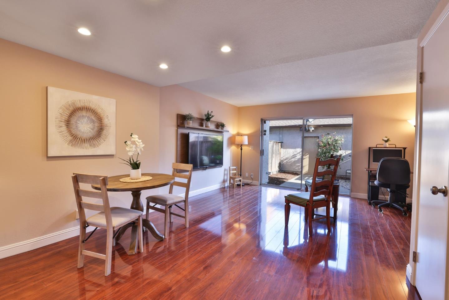 Detail Gallery Image 6 of 28 For 1181 Calypso Ct, San Jose,  CA 95127 - 2 Beds | 1/1 Baths