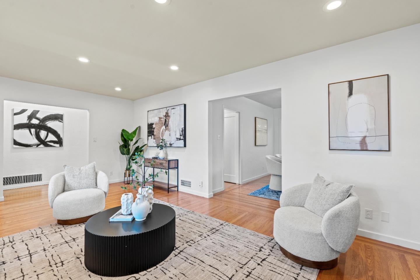 Detail Gallery Image 4 of 25 For 351 Jeter St, Redwood City,  CA 94062 - 3 Beds | 2/1 Baths