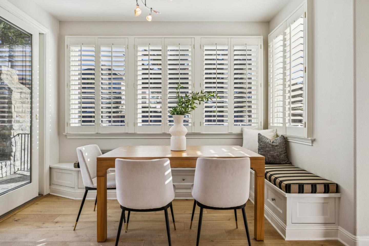 Detail Gallery Image 30 of 68 For 62 Spyglass Ct, Half Moon Bay,  CA 94019 - 5 Beds | 3 Baths