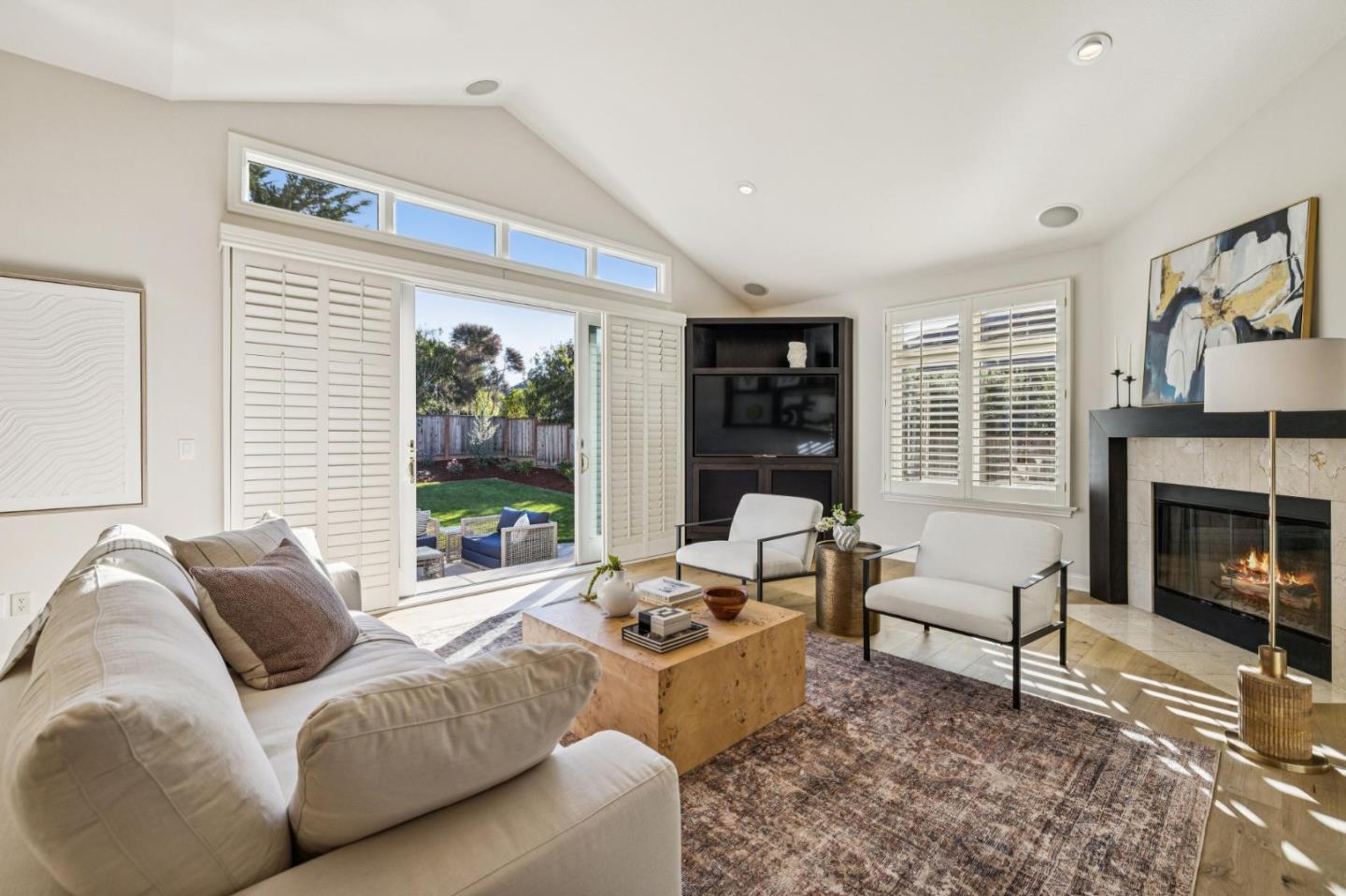 Detail Gallery Image 33 of 68 For 62 Spyglass Ct, Half Moon Bay,  CA 94019 - 5 Beds | 3 Baths