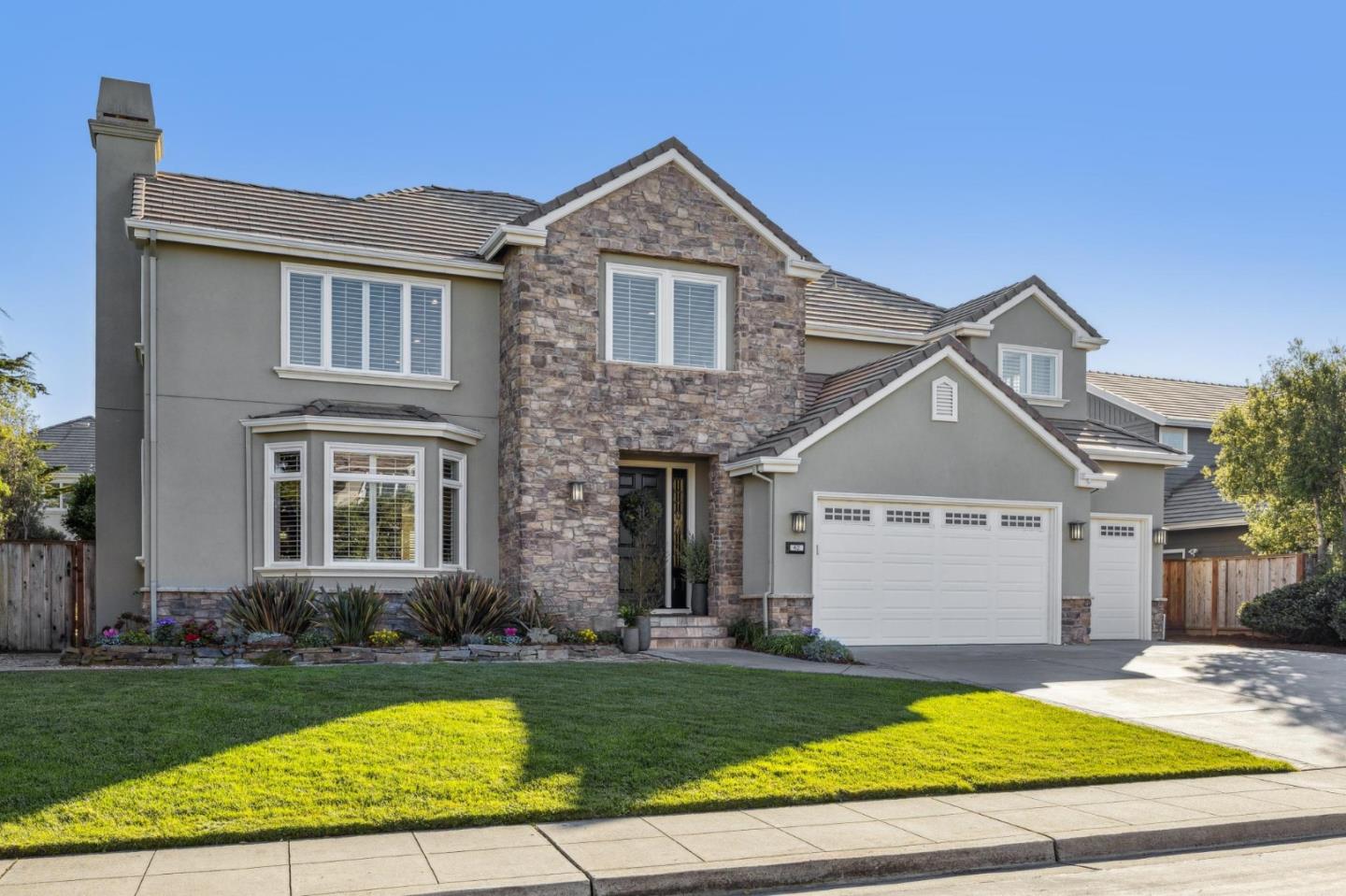 Detail Gallery Image 62 of 68 For 62 Spyglass Ct, Half Moon Bay,  CA 94019 - 5 Beds | 3 Baths