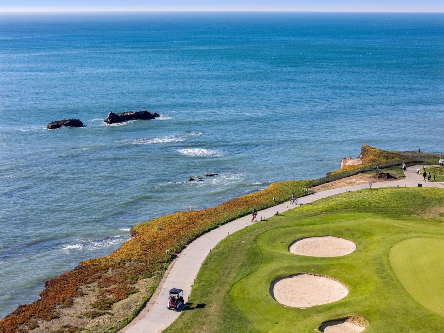 Detail Gallery Image 66 of 68 For 62 Spyglass Ct, Half Moon Bay,  CA 94019 - 5 Beds | 3 Baths