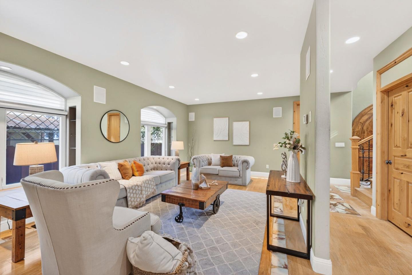 Detail Gallery Image 12 of 52 For 1043 Locust St, San Jose,  CA 95110 - 4 Beds | 3 Baths