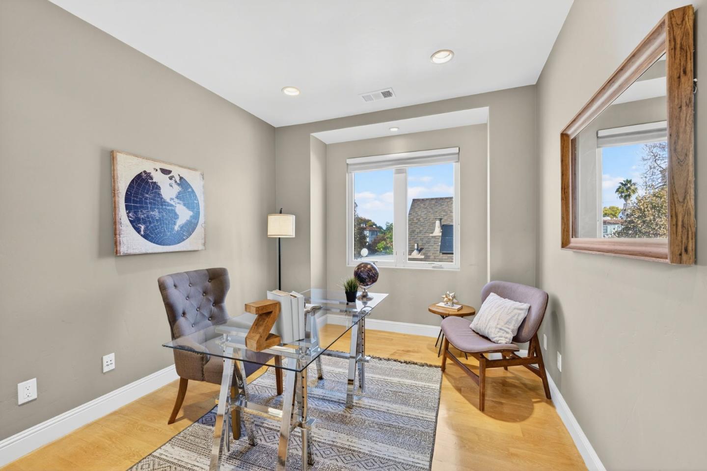 Detail Gallery Image 34 of 52 For 1043 Locust St, San Jose,  CA 95110 - 4 Beds | 3 Baths