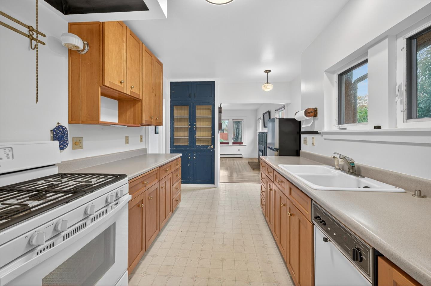 Detail Gallery Image 11 of 50 For 2815 Capitola Ave, Soquel,  CA 95073 - 2 Beds | 1 Baths