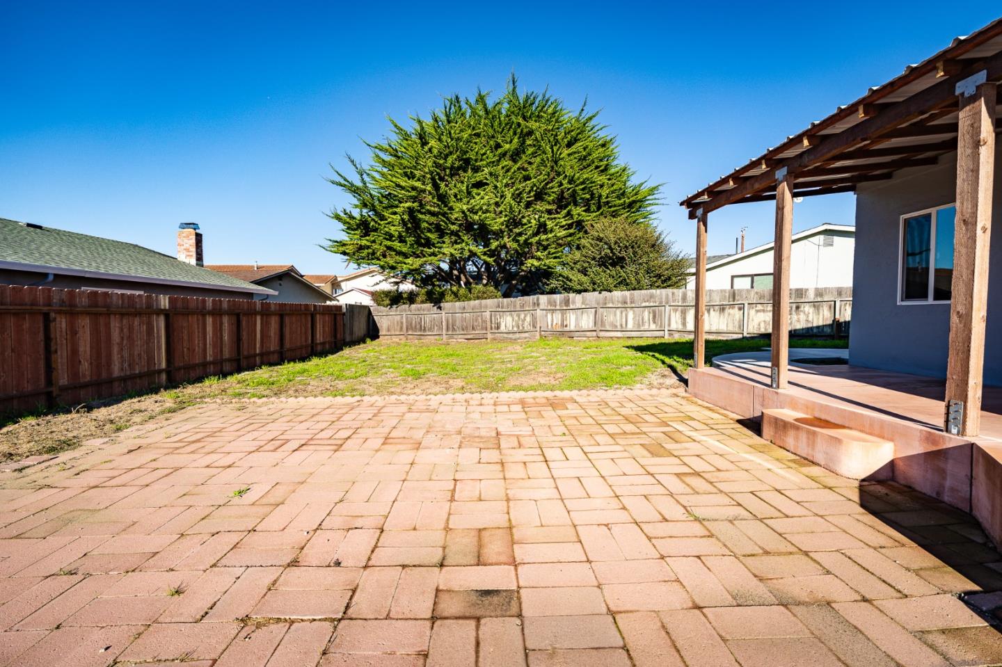 Detail Gallery Image 13 of 16 For 427 Andrew Cir, Marina,  CA 93933 - 3 Beds | 1 Baths