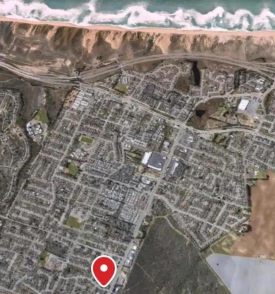 Detail Gallery Image 8 of 16 For 427 Andrew Cir, Marina,  CA 93933 - 3 Beds | 1 Baths