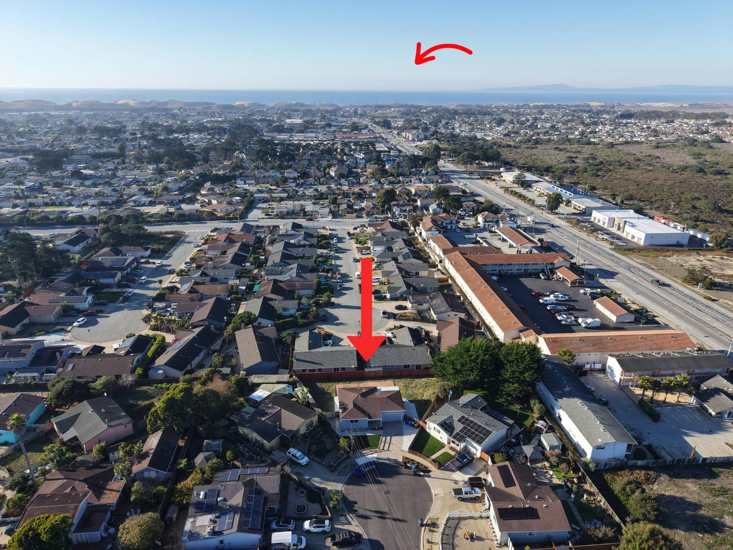 Detail Gallery Image 9 of 16 For 427 Andrew Cir, Marina,  CA 93933 - 3 Beds | 1 Baths