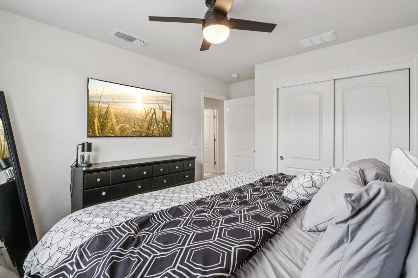 Detail Gallery Image 22 of 38 For 19307 Stonehenge Ln, Marina,  CA 93933 - 3 Beds | 2/1 Baths