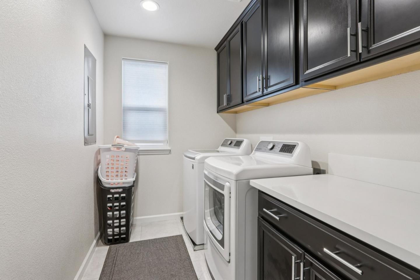 Detail Gallery Image 28 of 38 For 19307 Stonehenge Ln, Marina,  CA 93933 - 3 Beds | 2/1 Baths