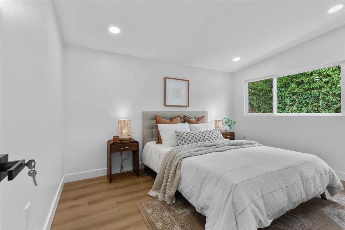 Detail Gallery Image 22 of 25 For 2375 Adele Ave, Mountain View,  CA 94043 - 3 Beds | 2 Baths