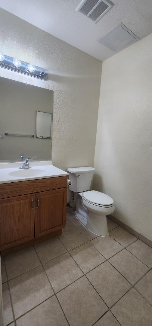 Detail Gallery Image 16 of 24 For 1807 Cherokee Dr #3,  Salinas,  CA 93906 - 3 Beds | 1/1 Baths
