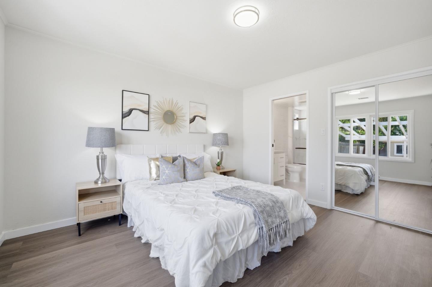 Detail Gallery Image 19 of 31 For 104 Lotus Way, East Palo Alto,  CA 94303 - 3 Beds | 2 Baths