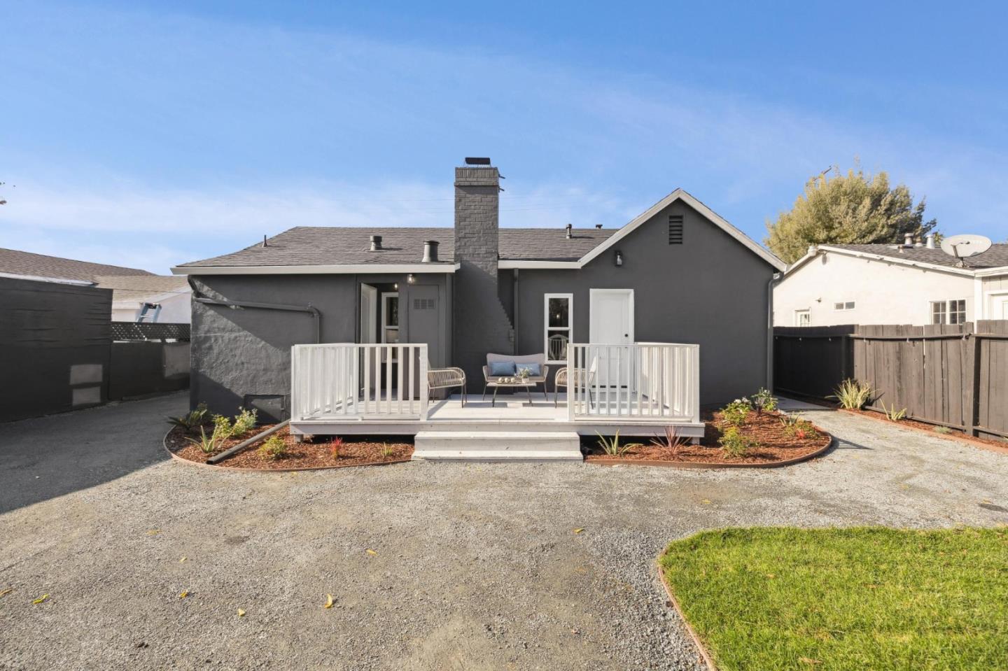 Detail Gallery Image 22 of 22 For 2352 Menalto Ave, East Palo Alto,  CA 94303 - 2 Beds | 1 Baths