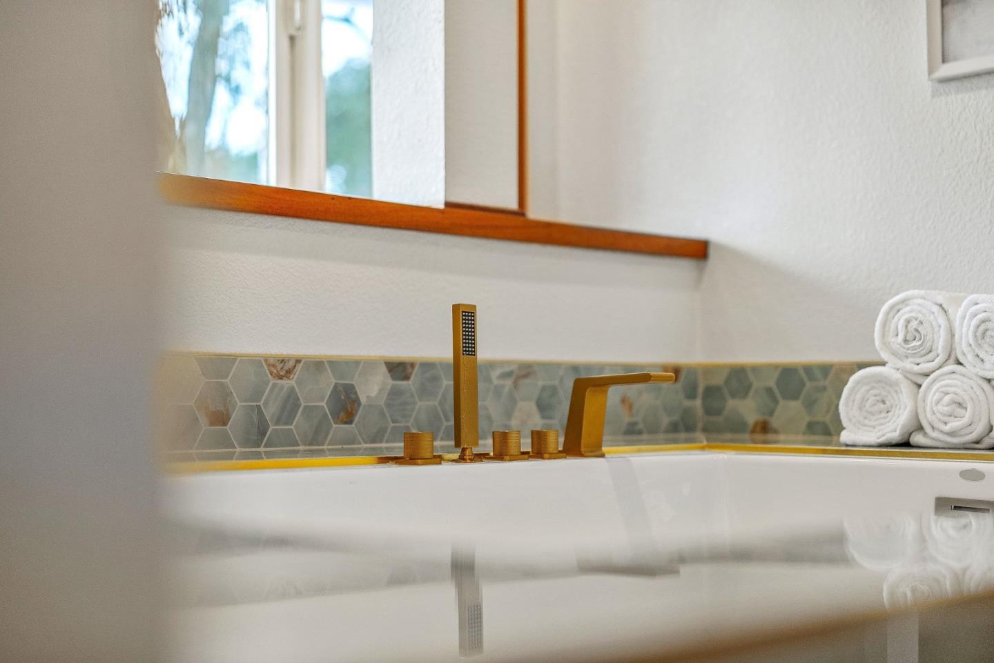 Detail Gallery Image 33 of 48 For 803 Cresta Vista Way, Aptos,  CA 95003 - 1 Beds | 2 Baths