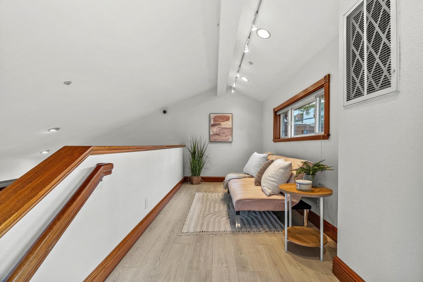 Detail Gallery Image 6 of 48 For 803 Cresta Vista Way, Aptos,  CA 95003 - 1 Beds | 2 Baths