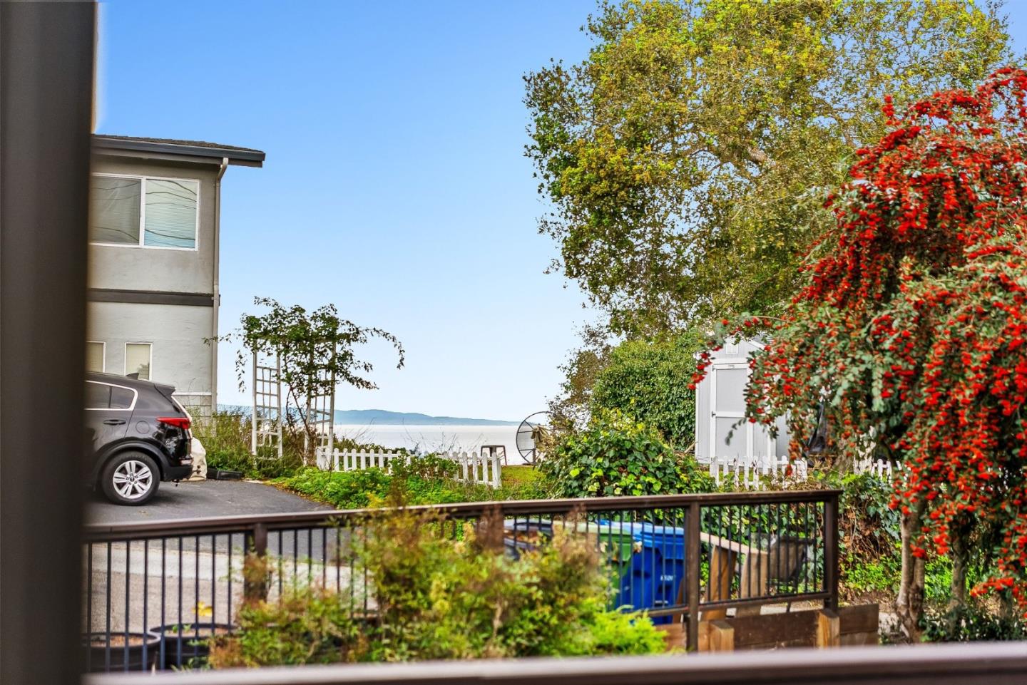 Detail Gallery Image 39 of 52 For 807 Cresta Vista Way, Aptos,  CA 95003 - 3 Beds | 2/1 Baths