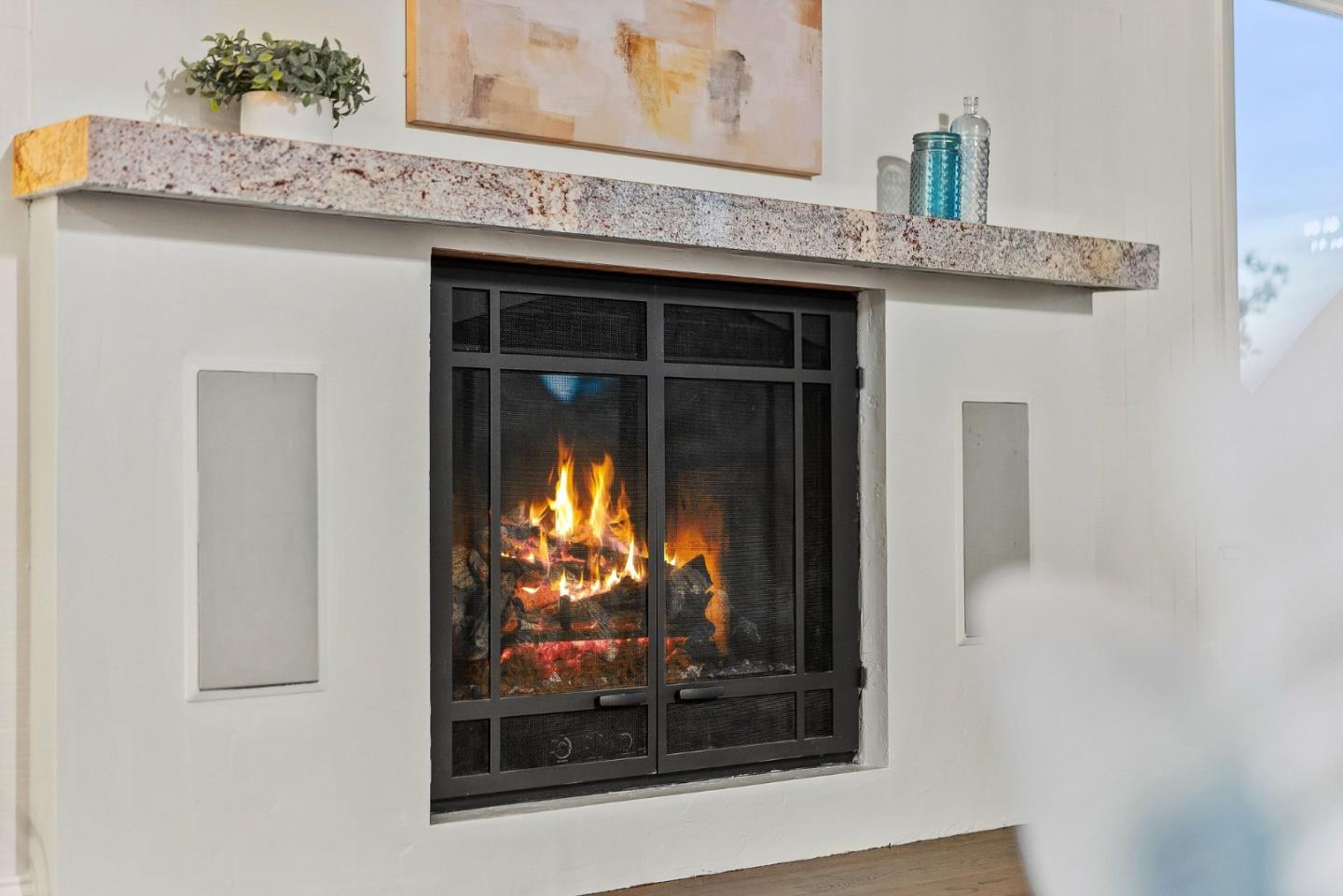 Detail Gallery Image 8 of 52 For 807 Cresta Vista Way, Aptos,  CA 95003 - 3 Beds | 2/1 Baths