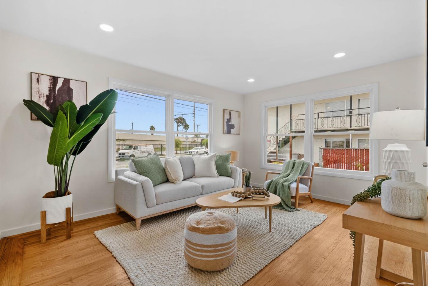 Detail Gallery Image 4 of 28 For 529/533 Huntington Ave, San Bruno,  CA 94066 - – Beds | – Baths