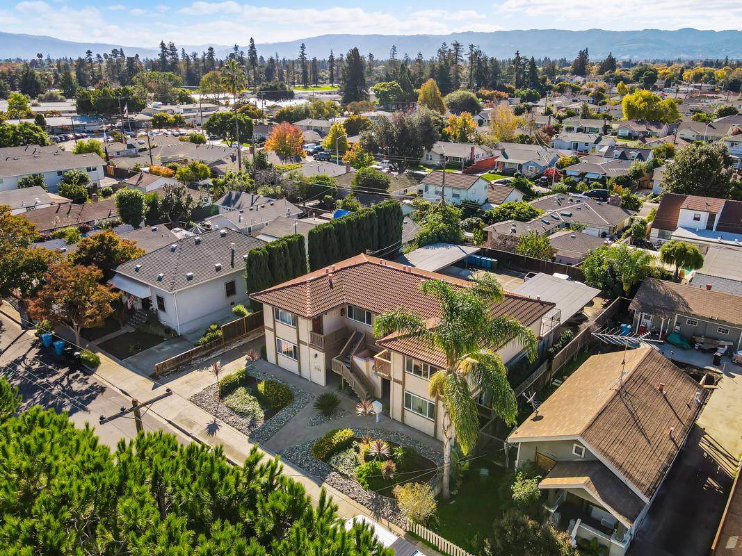 Detail Gallery Image 3 of 9 For 1208 Pierce St, Santa Clara,  CA 95050 - – Beds | – Baths