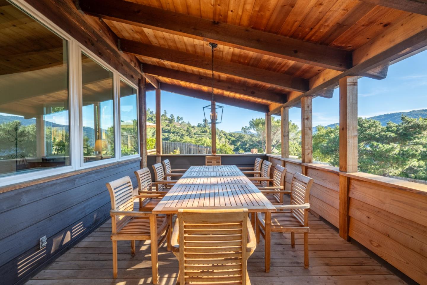 Detail Gallery Image 10 of 40 For 233 Country Club Dr, Carmel Valley,  CA 93924 - 4 Beds | 3 Baths