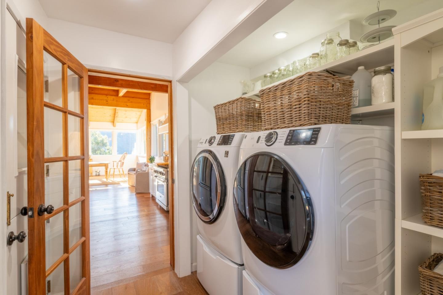 Detail Gallery Image 16 of 40 For 233 Country Club Dr, Carmel Valley,  CA 93924 - 4 Beds | 3 Baths