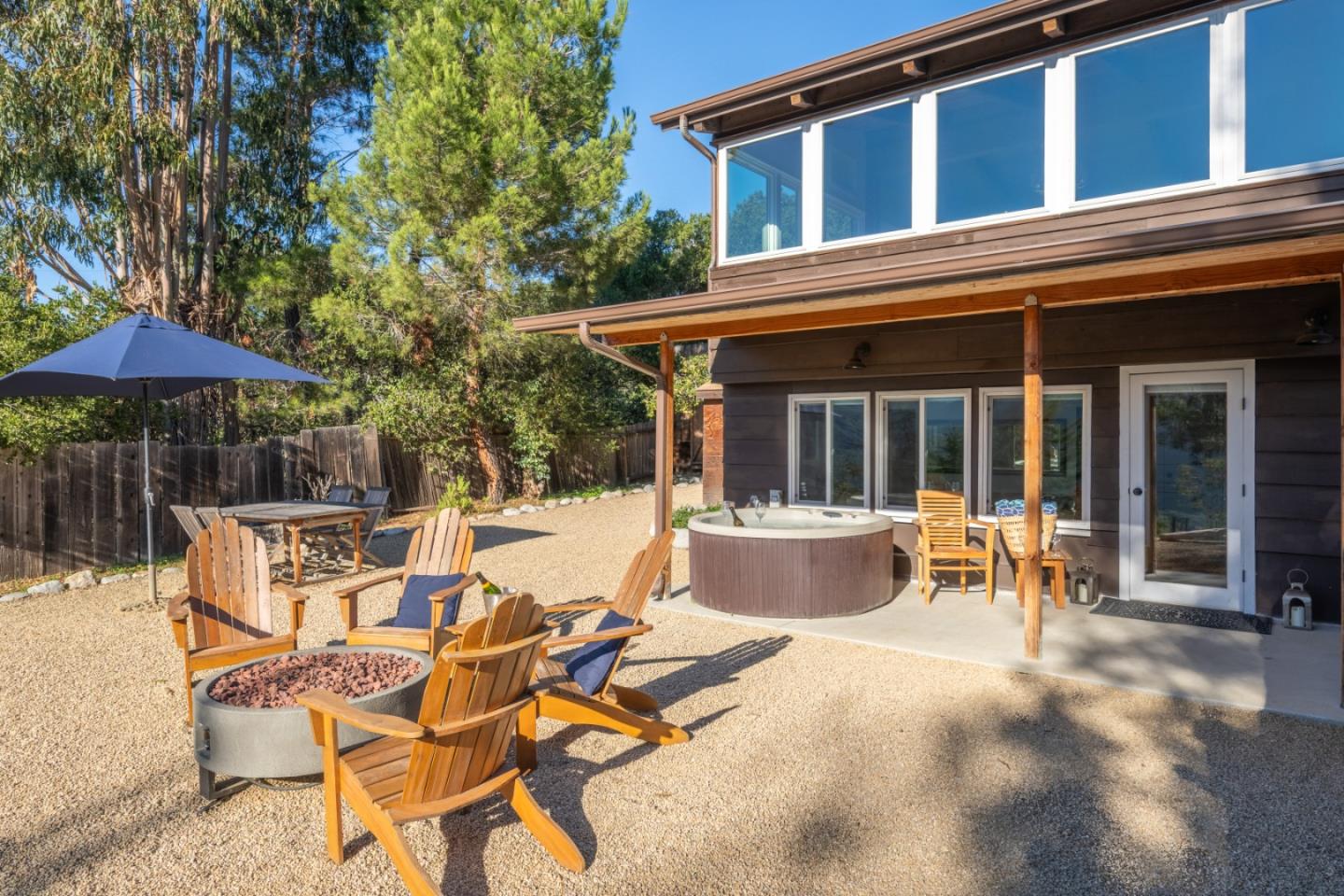 Detail Gallery Image 27 of 40 For 233 Country Club Dr, Carmel Valley,  CA 93924 - 4 Beds | 3 Baths