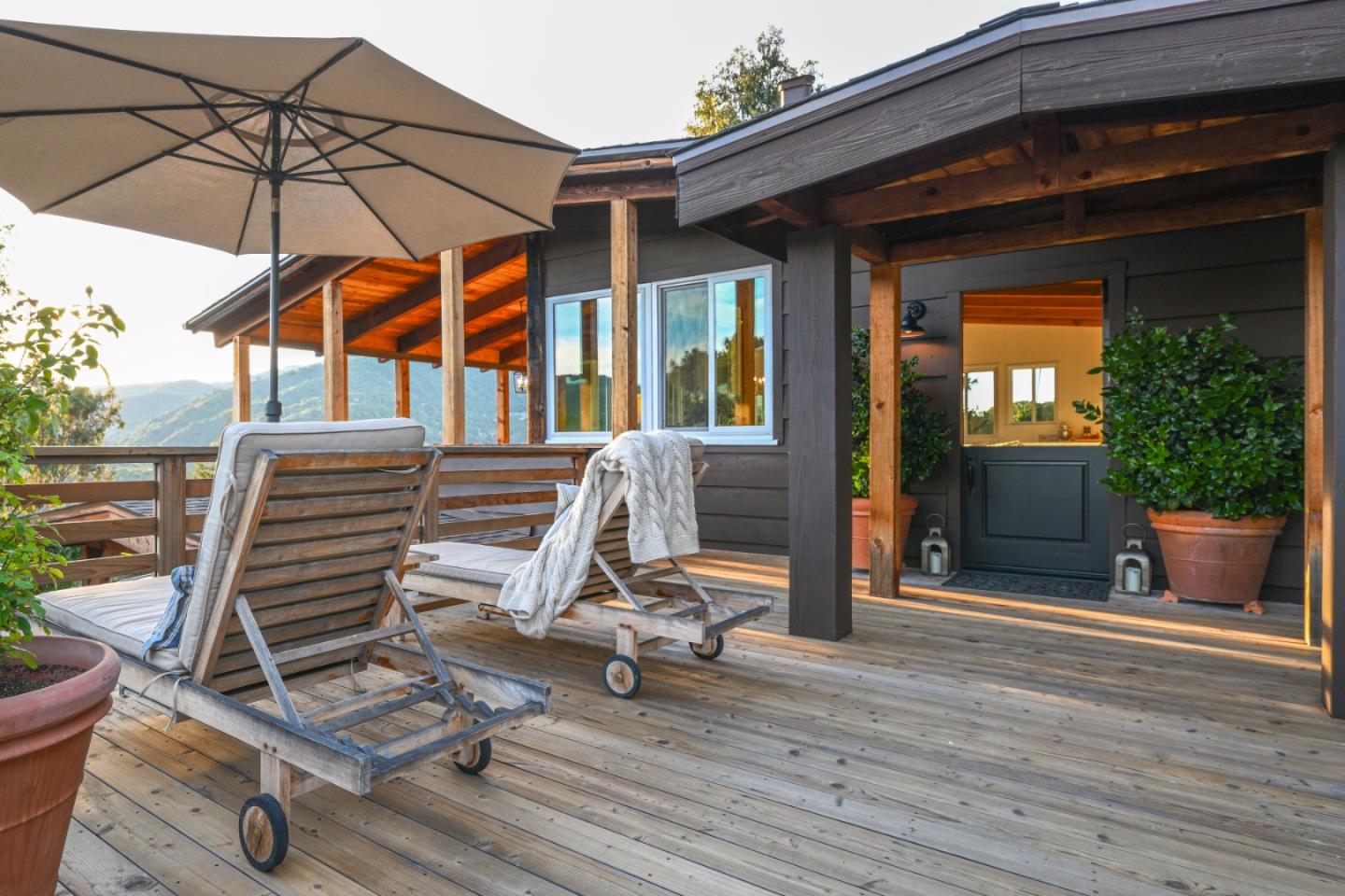 Detail Gallery Image 3 of 40 For 233 Country Club Dr, Carmel Valley,  CA 93924 - 4 Beds | 3 Baths