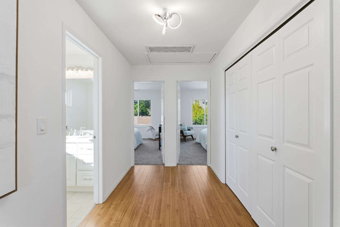 Detail Gallery Image 20 of 73 For 147 Leslie Dr, San Carlos,  CA 94070 - 5 Beds | 3 Baths