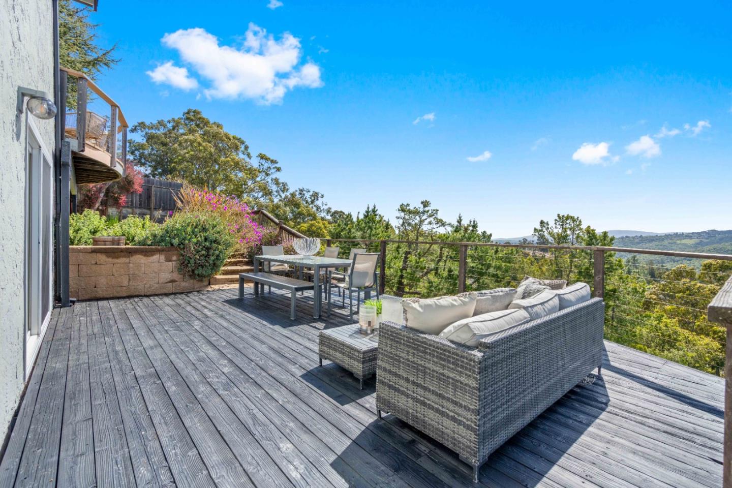 Detail Gallery Image 50 of 73 For 147 Leslie Dr, San Carlos,  CA 94070 - 5 Beds | 3 Baths