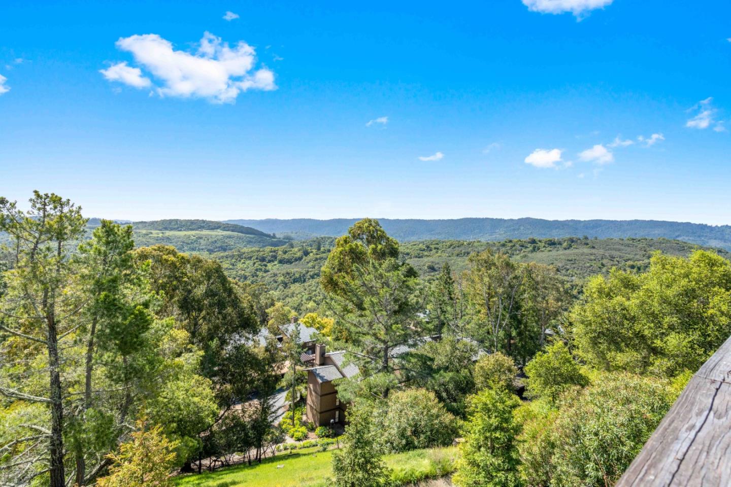 Detail Gallery Image 53 of 73 For 147 Leslie Dr, San Carlos,  CA 94070 - 5 Beds | 3 Baths