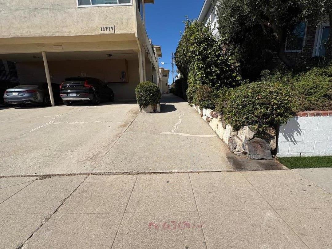 Detail Gallery Image 3 of 20 For 11719 Mayfield Ave #6,  Los Angeles,  CA 90049 - 1 Beds | 1 Baths