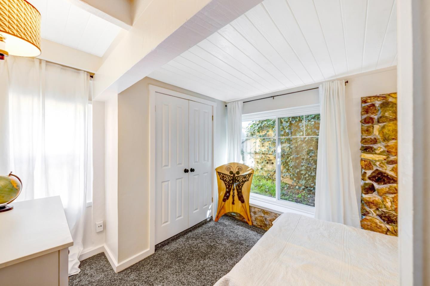Detail Gallery Image 11 of 36 For 1171 Presidio Blvd, Pacific Grove,  CA 93950 - 3 Beds | 2 Baths