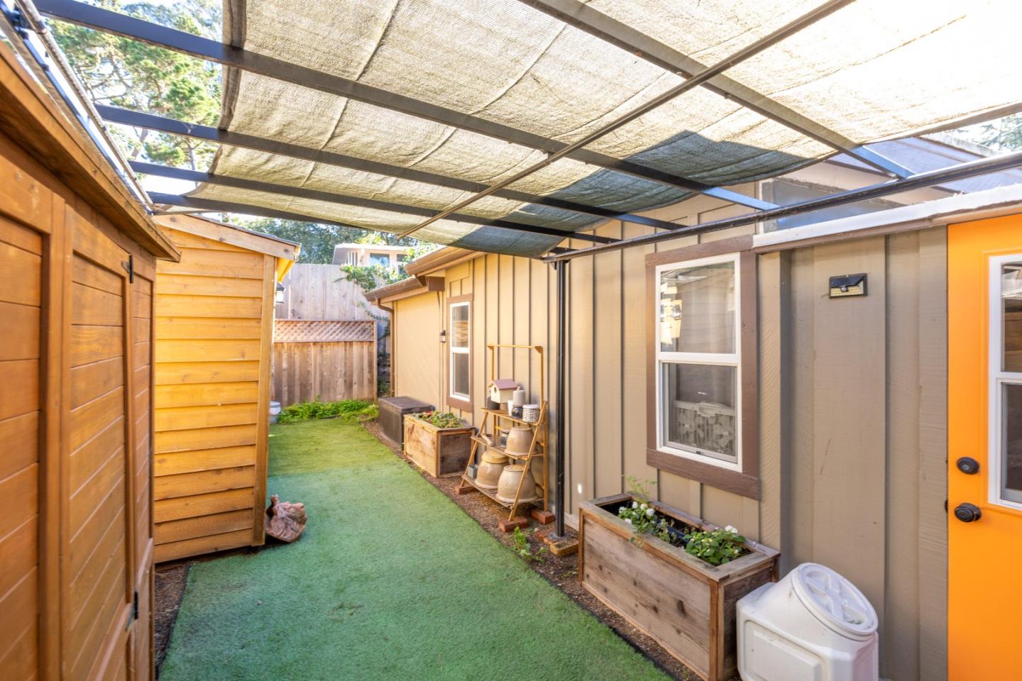 Detail Gallery Image 20 of 36 For 1171 Presidio Blvd, Pacific Grove,  CA 93950 - 3 Beds | 2 Baths