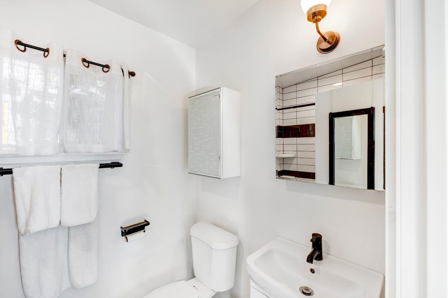 Detail Gallery Image 34 of 36 For 1171 Presidio Blvd, Pacific Grove,  CA 93950 - 3 Beds | 2 Baths