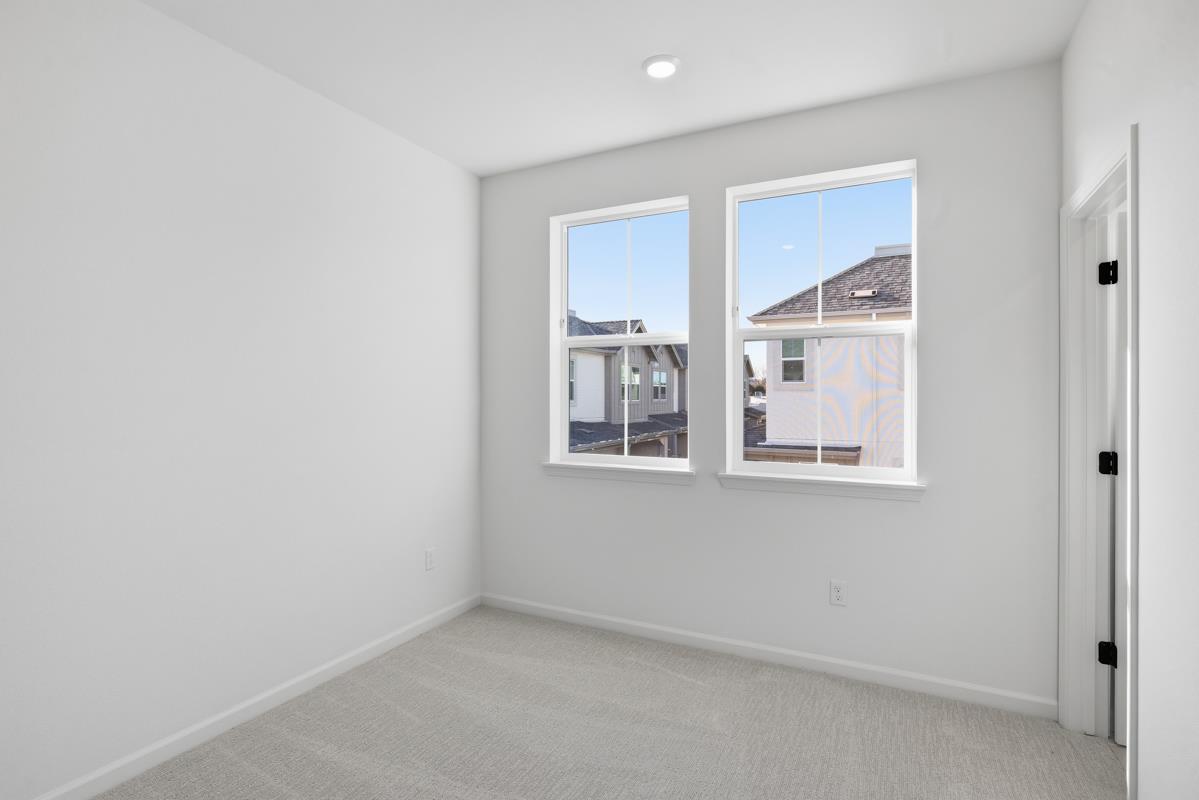 Detail Gallery Image 32 of 39 For 3836 Norbridge Ave, Castro Valley,  CA 94546 - 3 Beds | 3 Baths