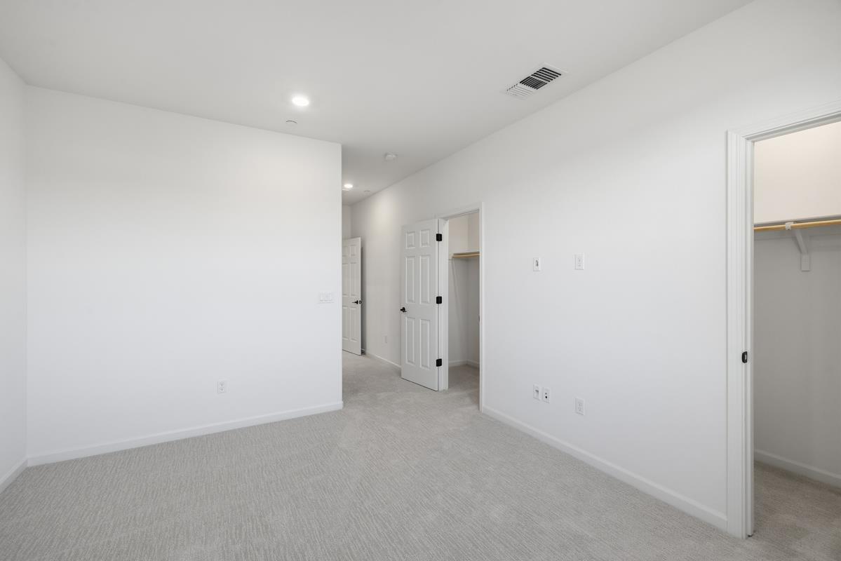 Detail Gallery Image 36 of 39 For 3836 Norbridge Ave, Castro Valley,  CA 94546 - 3 Beds | 3 Baths