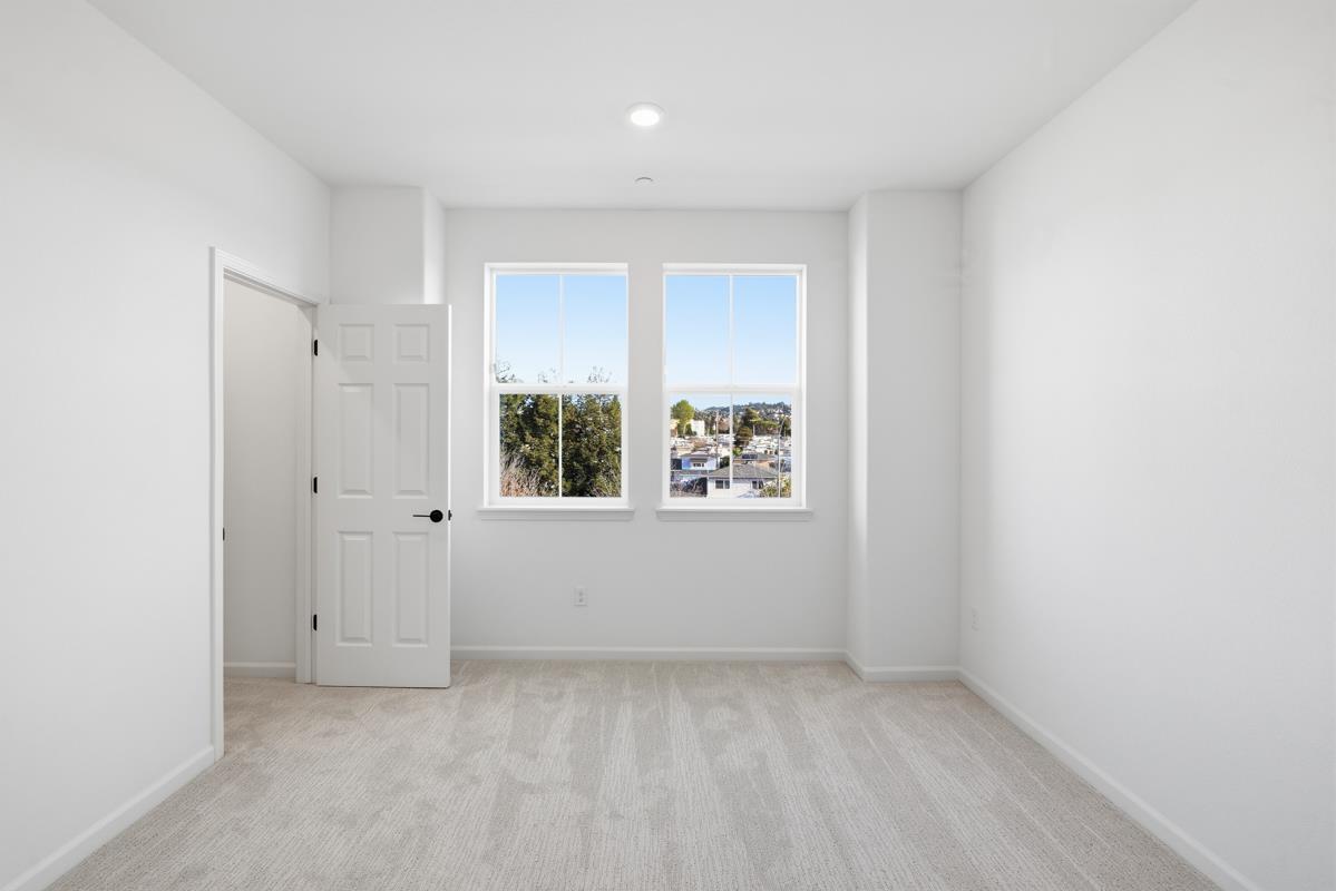 Detail Gallery Image 38 of 39 For 3836 Norbridge Ave, Castro Valley,  CA 94546 - 3 Beds | 3 Baths