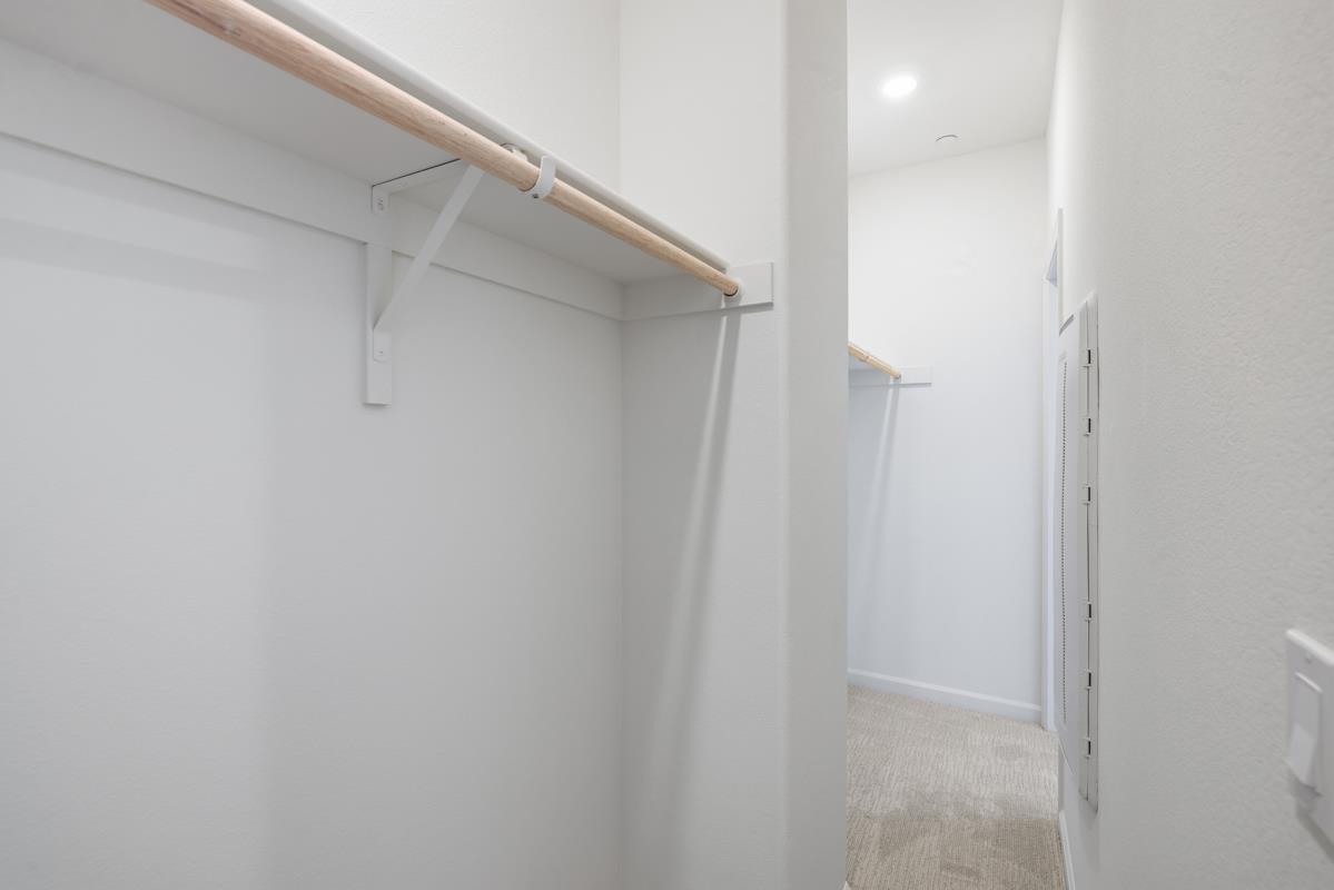 Detail Gallery Image 39 of 39 For 3836 Norbridge Ave, Castro Valley,  CA 94546 - 3 Beds | 3 Baths