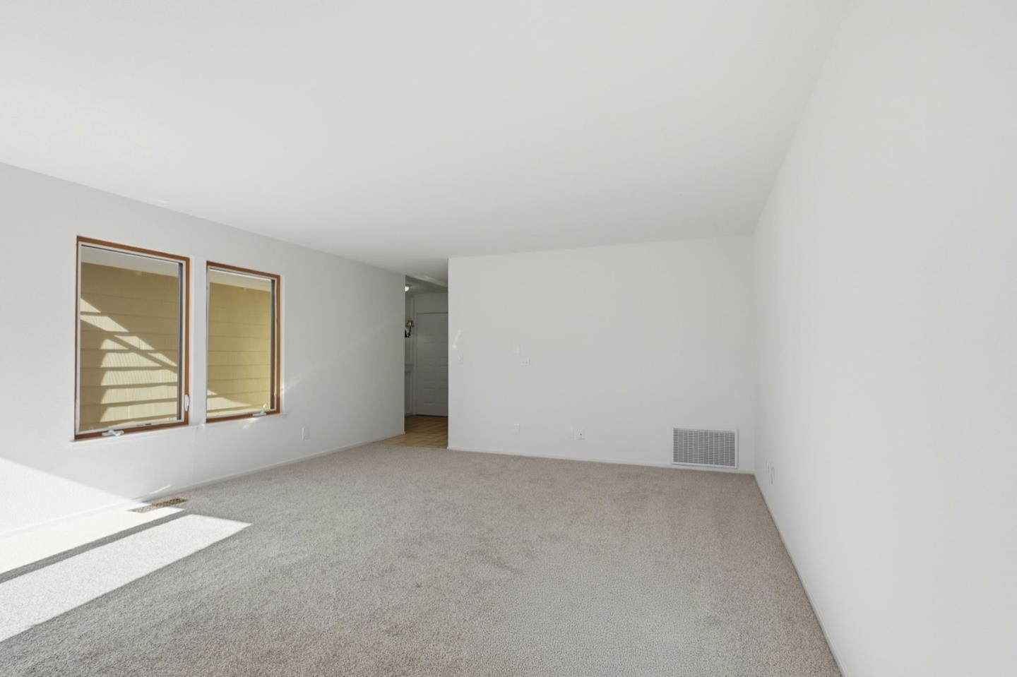 Detail Gallery Image 20 of 28 For 4212 Gull Cove Way, Capitola,  CA 95010 - 2 Beds | 2/1 Baths