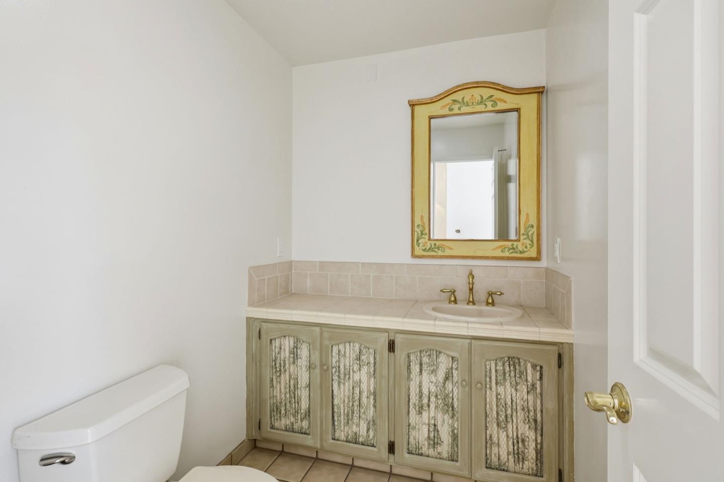 Detail Gallery Image 9 of 28 For 4212 Gull Cove Way, Capitola,  CA 95010 - 2 Beds | 2/1 Baths