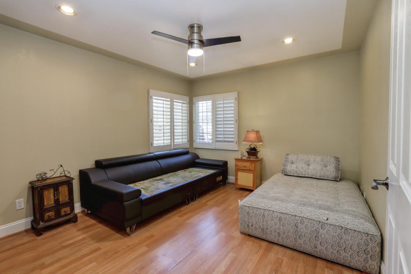 Detail Gallery Image 17 of 33 For 60 Monte Vista Way, Gilroy,  CA 95020 - 4 Beds | 2/1 Baths