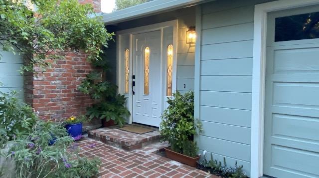 Detail Gallery Image 3 of 27 For 25349 Flanders Dr, Carmel,  CA 93923 - 3 Beds | 2 Baths