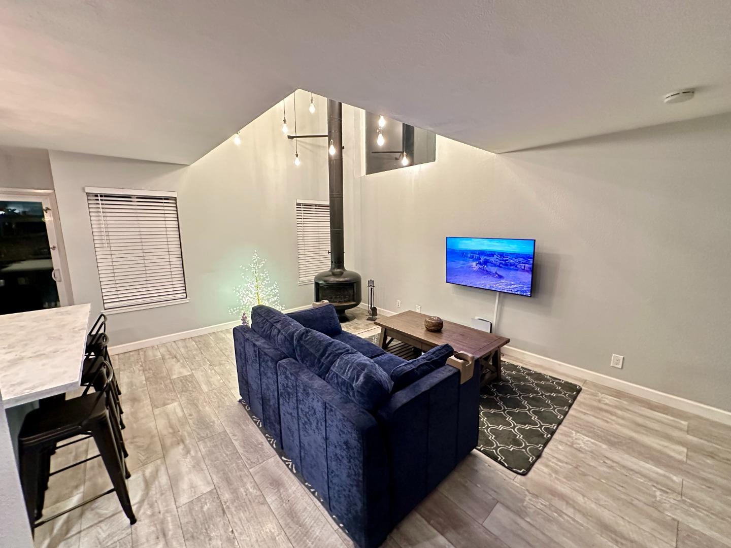 Detail Gallery Image 6 of 18 For 833 S San Thomas Aquino Rd #L,  Campbell,  CA 95008 - 2 Beds | 2 Baths