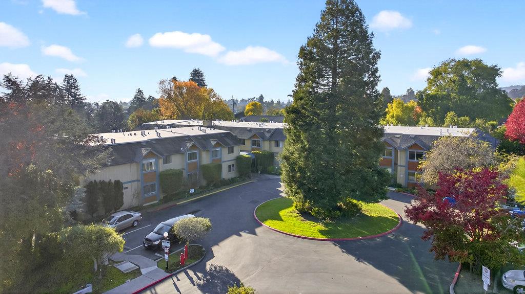 Detail Gallery Image 2 of 22 For 121 Vista Prieta, Santa Cruz,  CA 95062 - 2 Beds | 1 Baths