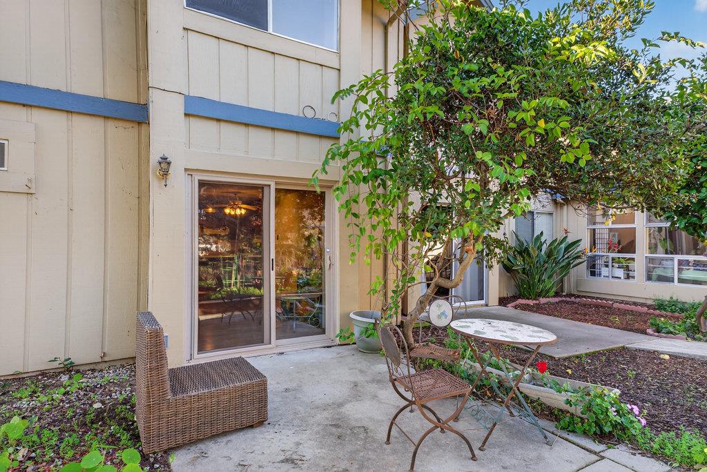 Detail Gallery Image 21 of 22 For 121 Vista Prieta, Santa Cruz,  CA 95062 - 2 Beds | 1 Baths