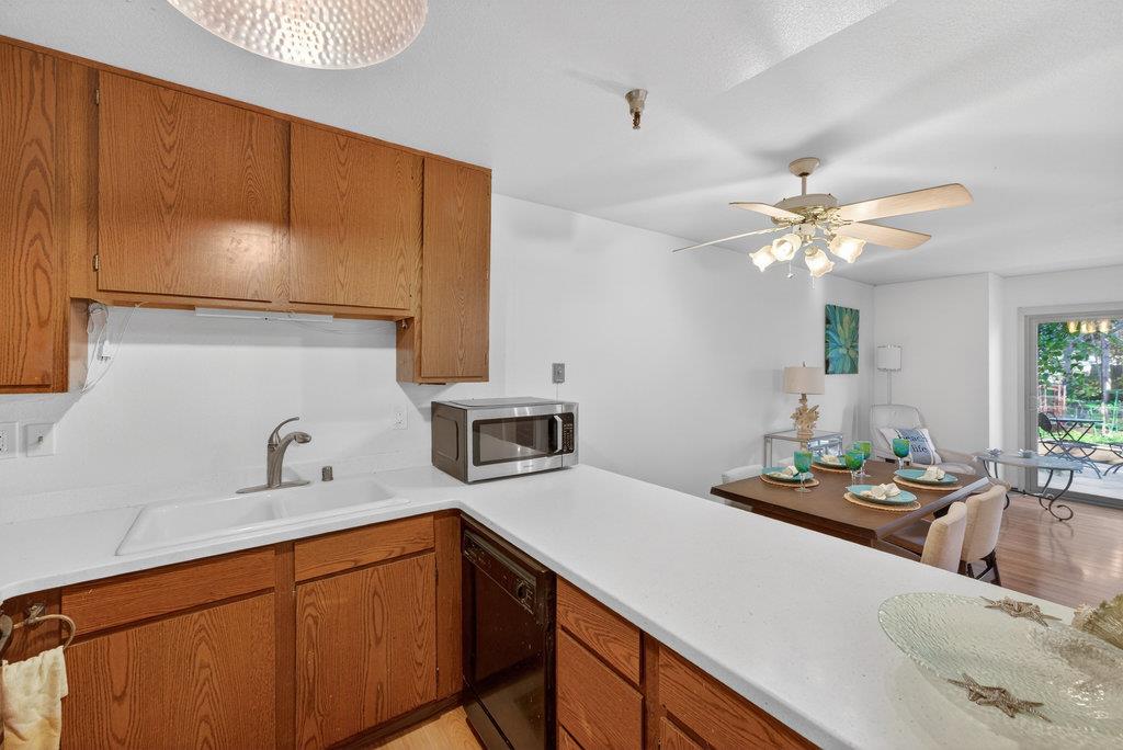 Detail Gallery Image 9 of 22 For 121 Vista Prieta, Santa Cruz,  CA 95062 - 2 Beds | 1 Baths