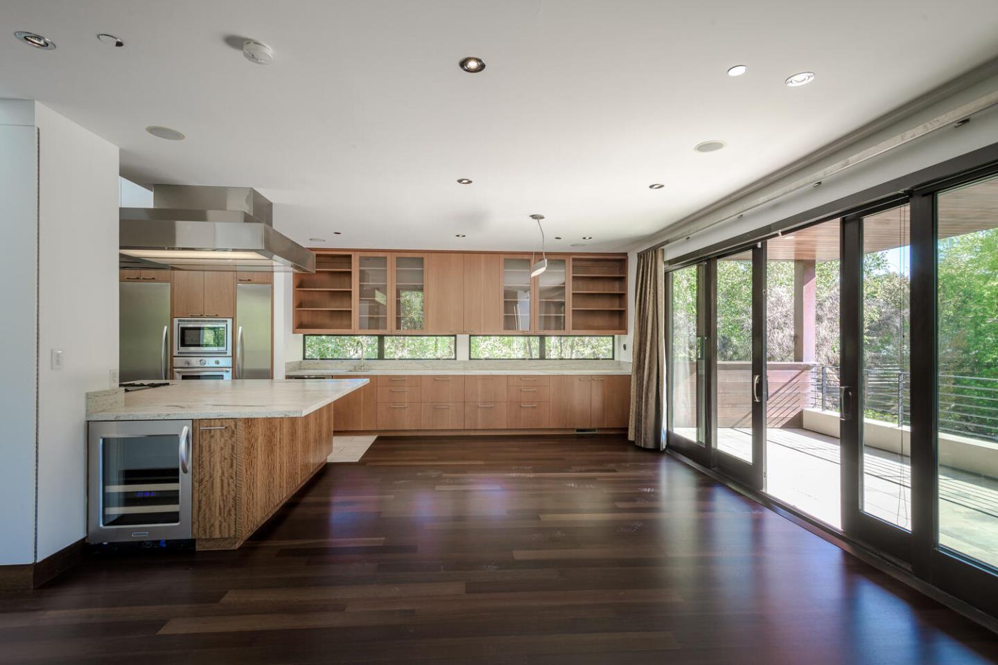 Detail Gallery Image 15 of 66 For 2510 Skyfarm Dr, Hillsborough,  CA 94010 - 5 Beds | 4/1 Baths