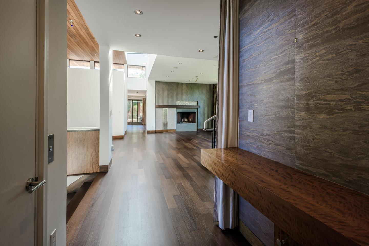 Detail Gallery Image 30 of 66 For 2510 Skyfarm Dr, Hillsborough,  CA 94010 - 5 Beds | 4/1 Baths